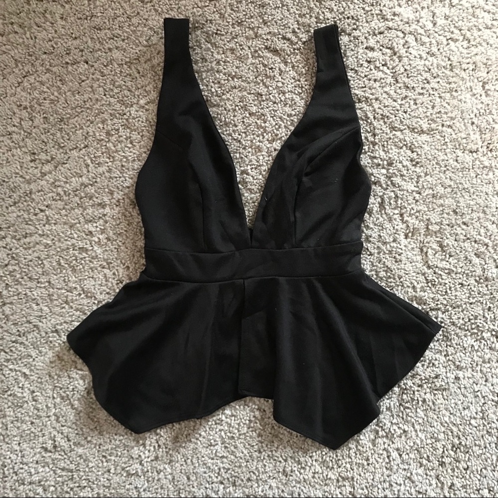 2 for $25 🌈 Solemino Los Angeles Peplum Shirt